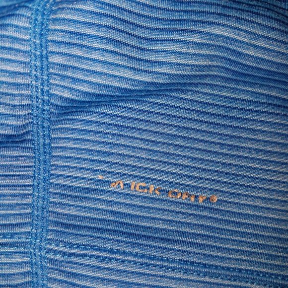 $5 SALE * Men's Medium Layer 8 Performance Qwick Dry blue tee - Picture 10 of 13